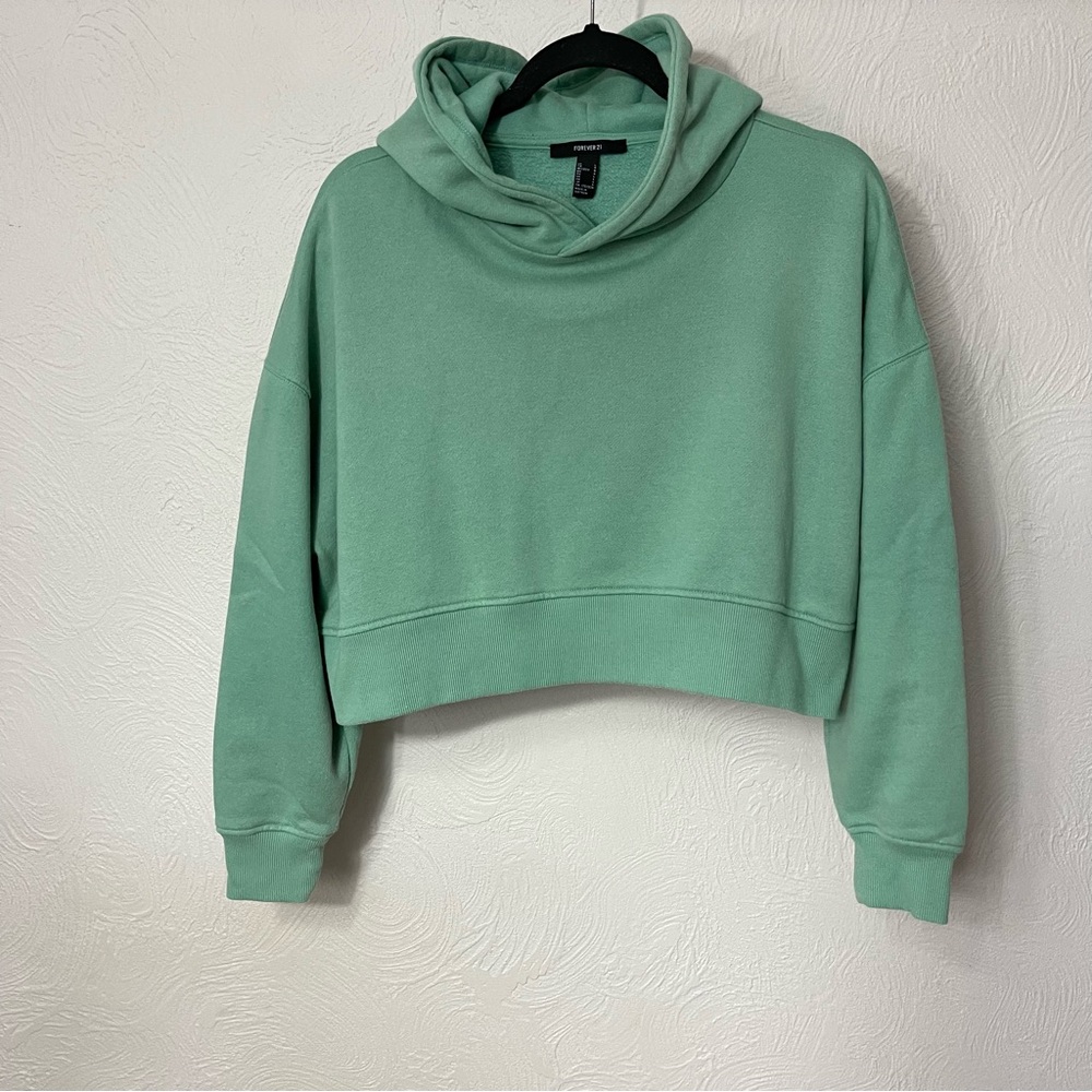 Forever 21 cropped hoodie